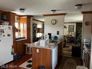 Kitchen with Island