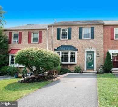 27 Carriage Walk Ct, Parkville, MD 21234 - photo 2
