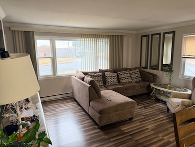 189 Oakville Ave, Waterbury, CT 06708 - photo 2