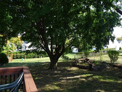 12 Colfax St, Peabody, MA 01960 - photo 4