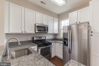 23182 Blackthorn Square, Sterling, VA 20166 - photo 6