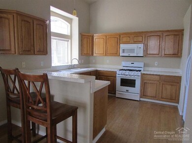 unlisted-address, Bend, OR 97702 - photo 3