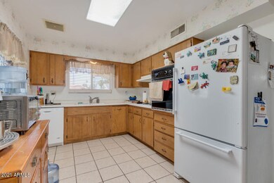 Listing_694092_Photo_2