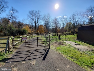 6435 Lewisville Ave, Bensalem, PA 19020 - photo 4