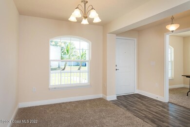 691 Capon Terrace unit 10, Sebastian, FL 32958 - photo 2