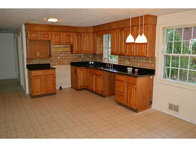 Kitchen. Spacious kitchen