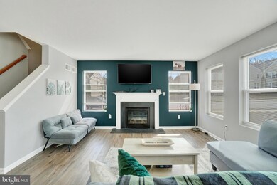 777 Cougar Pointe Cir, Seven Valleys, PA 17360 - photo 7