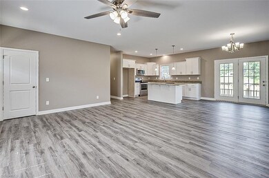 1400 Grantville Ln, Asheboro, NC 27205 - photo 5