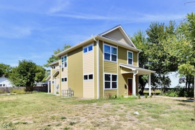 922 N Oakland Ave, Indianapolis, IN 46201 - photo 3