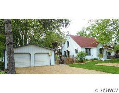 313 14th St NE, Menomonie, WI 54751 - photo 2