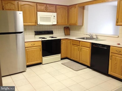 102 Bishops Gate Ln unit 69, Doylestown, PA 18901 - photo 3