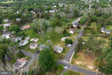 815 Summit Ave, Schwenksville, PA 19473 - photo 7