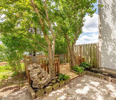 Patio & Deck