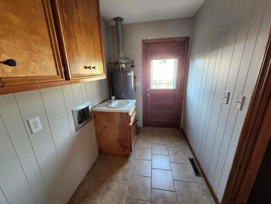 411 E Mulvane St, Mulvane, KS 67110 - photo 7