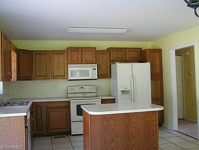 199 Lassiter Ln, Asheboro, NC 27205 - photo 7