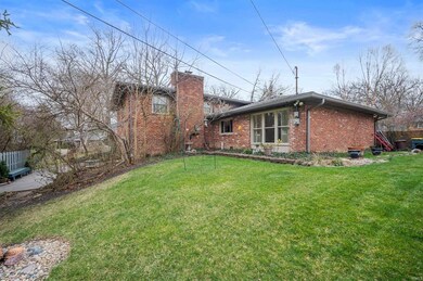 2704 W Twickingham Dr, Muncie, IN 47304 - photo 7