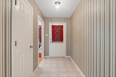 149 Sandlewood Ln, Burleson, TX 76028 - photo 7