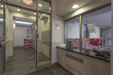 108 Peterborough St unit 7F, Boston, MA 02215 - photo 2