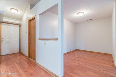 8155 Pineverde Ln, Jacksonville, FL 32244 - photo 3