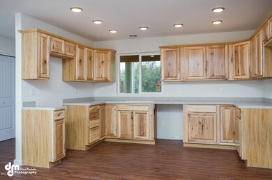 6251 W Gable Way Wasilla AK-large-008-19
