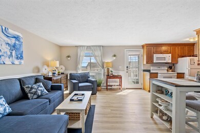 189 E Grand Ave unit 307, Old Orchard Beach, ME 04064 - photo 4