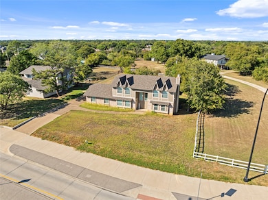6925 Calendar Rd unit B, Arlington, TX 76001 - photo 2