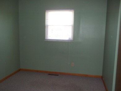 1361 Pegwood Dr, Columbus, OH 43229 - photo 3