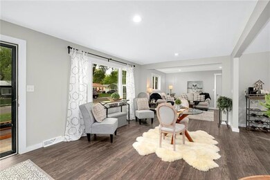 7015 Cody St, Shawnee, KS 66203 - photo 2