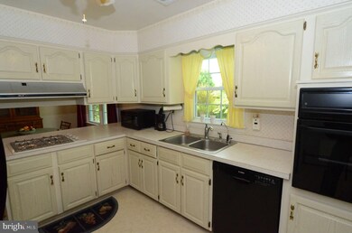 13008 Prices Distillery Rd, Clarksburg, MD 20871 - photo 5
