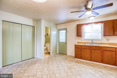 105 Nottoway Dr, Stephens City, VA 22655 - photo 7