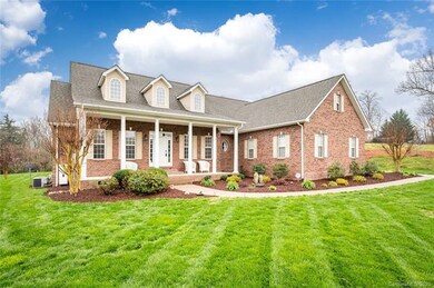 961 Colleton Meadow Dr unit 37, Clover, SC 29710 - photo 2