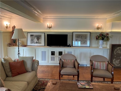 44 Bliss Mine Rd unit 1, Middletown, RI 02842 - photo 5