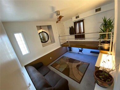 423 Edith St, Pittsburgh, PA 15211 - photo 3