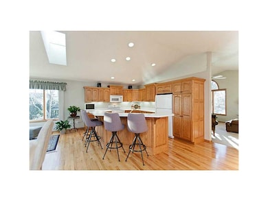Kitchen. Breakfast bar