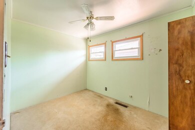 1023 Chippewa Cir, Carpentersville, IL 60110 - photo 6