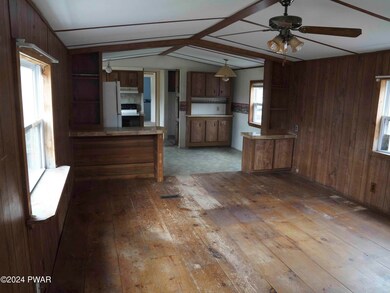 158C Tuthill Rd, Waymart, PA 18472 - photo 7