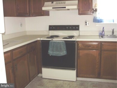 30 Lakebridge Dr, Woodbury, NJ 08096 - photo 3