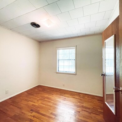 148 4th Ave, Crestview, FL 32539 - photo 7