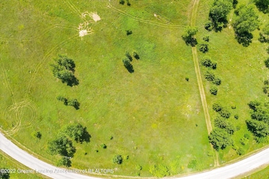 91-Swallowtail-Ln-WindowStill-Re (18)-2