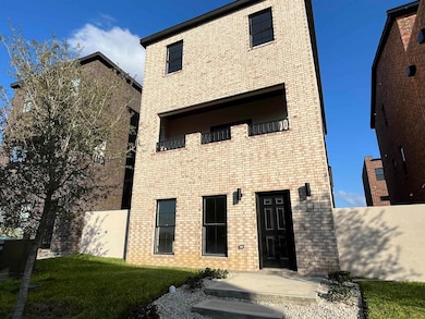 210 Veracruz Dr unit 211, Laredo, TX 78045 - photo 2