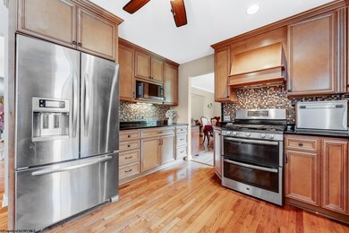 1620 Prince Rd unit 209, Morgantown, WV 26508 - photo 6