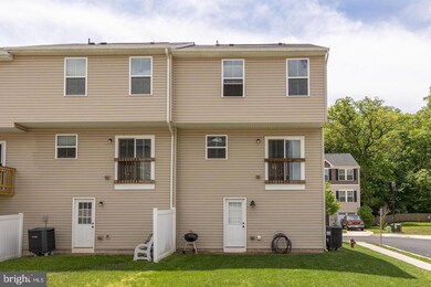 283 Sage Cir, Winchester, VA 22603 - photo 4