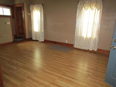 611 E 13th St, Davenport, IA 52803 - photo 6