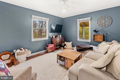 6126 Mountain Church Rd, Jefferson, MD 21755 - photo 6