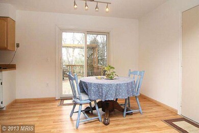 604 Falmouth Ct, Sykesville, MD 21784 - photo 3