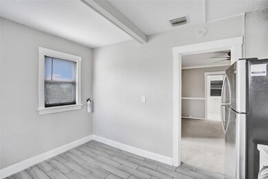 924 Mcintosh St, West Palm Beach, FL 33405 - photo 7