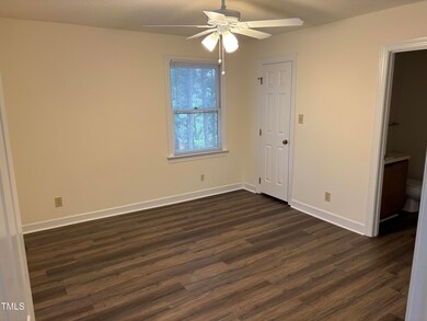 3601 Helix Ct unit 301, Raleigh, NC 27606 - photo 5