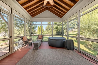 Amazing Screened-in Porch