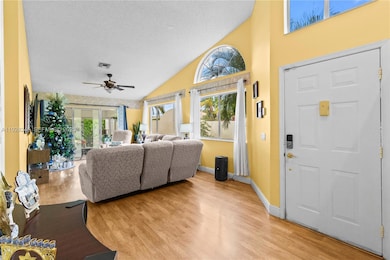 7464 Pinewalk Dr S unit 8118, Margate, FL 33063 - photo 6