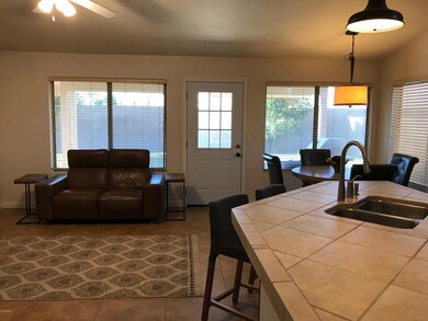 Kitchen/FR/dining